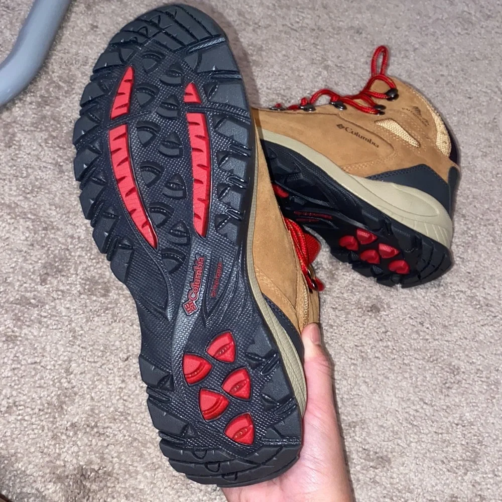 Newtons Ridge Plus Waterproof Amped Hiking Boot - Picture 6 of 7